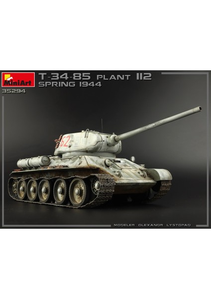 T-34-85 Plant 112. Ilkbahar 1944. Interior Kit fırsatları