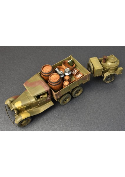 Sovyet 2 T Kamyon Aaa Tipi. Sahra Mutfağı ile Birlikte. fiyatları