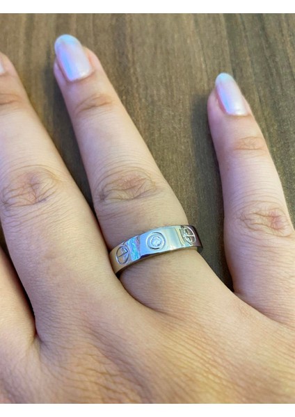 Kadın Sembol Detay Taşlı Gümüş Yüzük modelleri