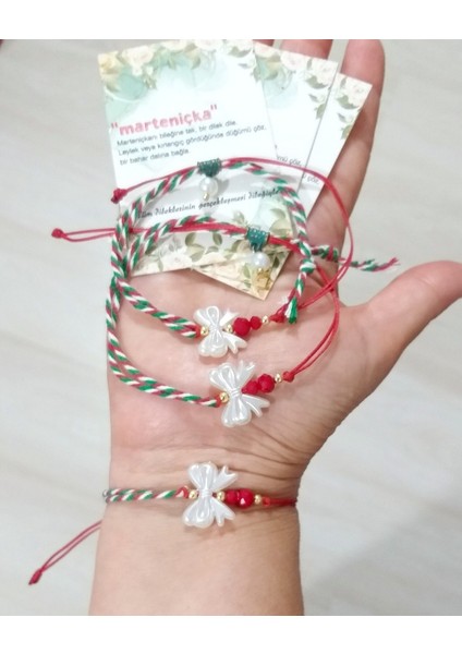 Üç Adet Marteniçka Kartlı Fiyonk ve Kırmızı Kristal Boncuklu Yılbaşı Marteniçka Bileklik modelleri