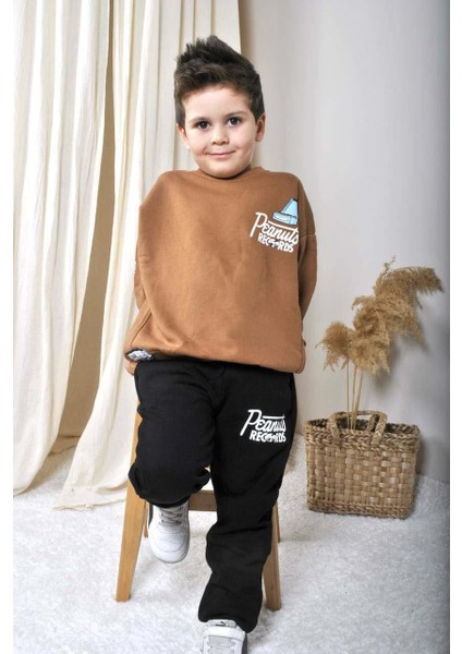 Erkek Çocuk Snoopy Modelli Pamuk Bisiklet Yaka Eşofman Takımı modelleri