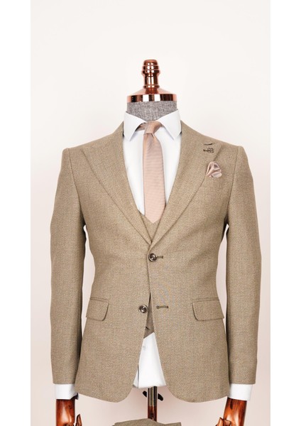 Erkek Slim Fit Kırçıllı Kumaş Yelekli Takım Elbise