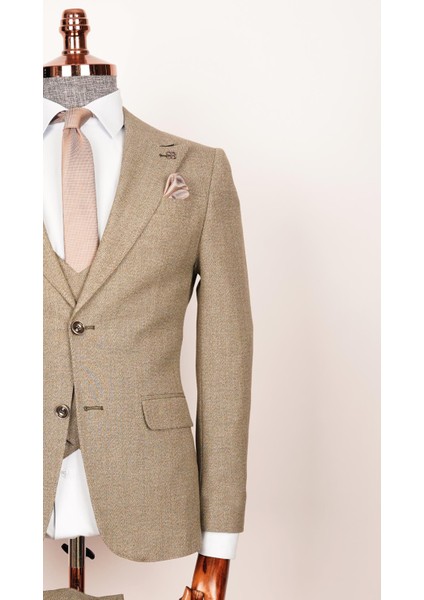 Erkek Slim Fit Kırçıllı Kumaş Yelekli Takım Elbise