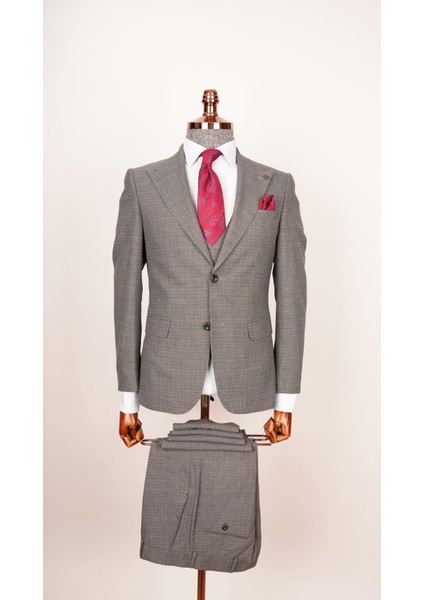 Erkek Piti Kare Gri Slim Fit Yelekli Takım Elbise