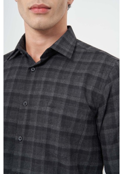 Siyah Uzun Kol Ekose Desen Gabardin Sert Yaka Cepli Pamuklu Classic Comfort Fit Gömlek 1004245169 fırsatları