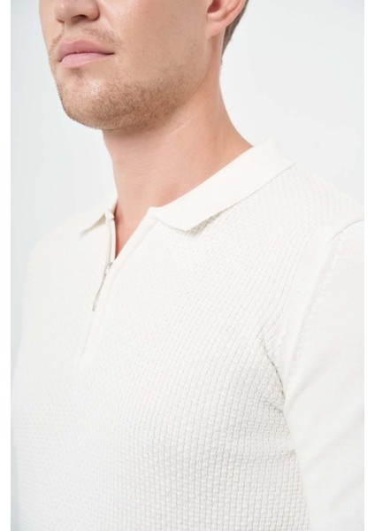 Beyaz Uzun Kol Kendinden Desenli Örme Polo Yaka Classic Comfort Fit Triko 1012245156 indirimleri