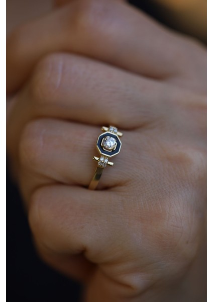 14 Ayar Altın Siyah Mineli Tektaş Yüzük modelleri