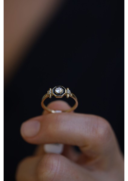 14 Ayar Altın Siyah Mineli Tektaş Yüzük fırsatları