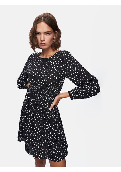 Kadın Puantiyeli Geniş Yaka Uzun Kollu Dokuma Siyah Elbise fiyatları