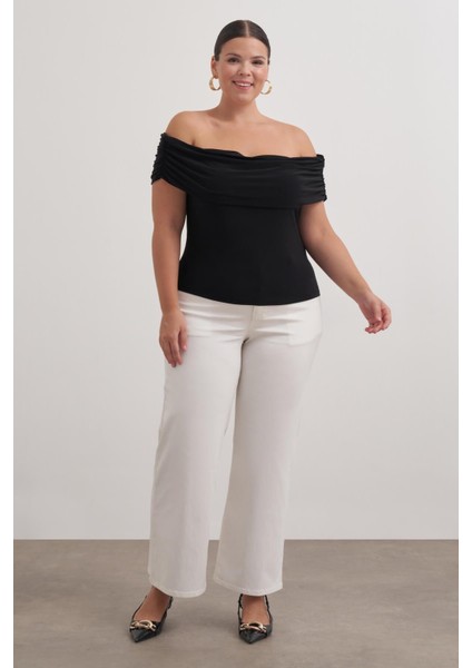 Açık Omuzlu Büzgülü Bluz modelleri