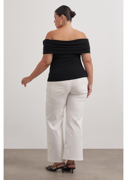 Açık Omuzlu Büzgülü Bluz indirimleri