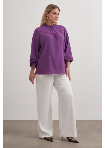 Dantel Şerit Detaylı Bluz fırsatları