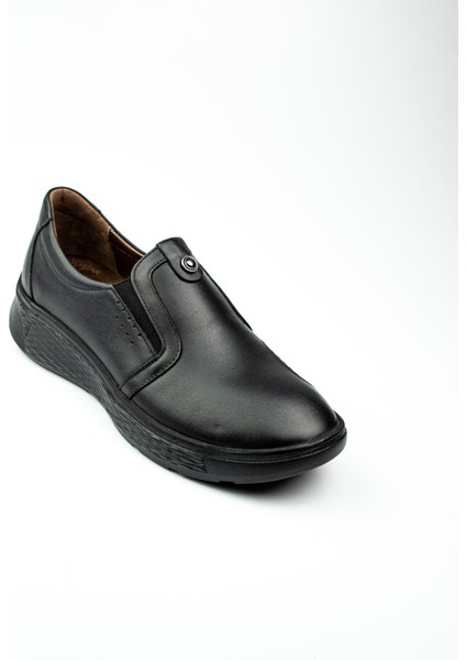 023 Siyah Deri Kadın Günlük Ayakkabı