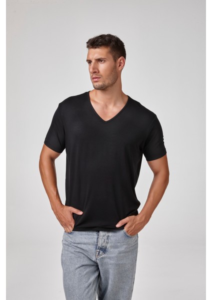 Erkek Kısa Kollu V Yaka T-Shirt