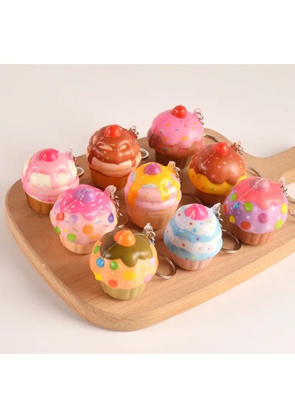 ( 3 Adet ) Anahtarlı Cupcake Squishy Ufak Boy Sukuşi Oyuncak