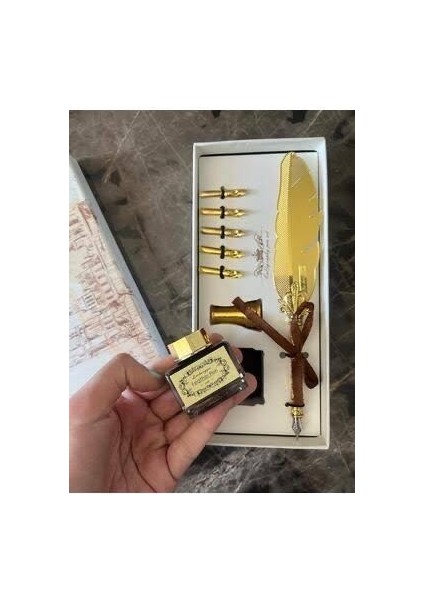 Gold Altın Detaylı Hediyelik Taçlı Divit Kalem Mürekkep Dolma Kalem Hokka Seti Özel Kutusunda modelleri