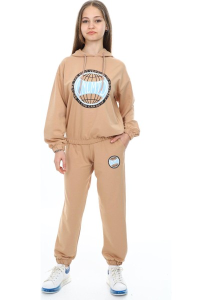Kahverengi Göğsü Logo Baskılı Kapüşonlu Kız Eşofman Takımı 19763