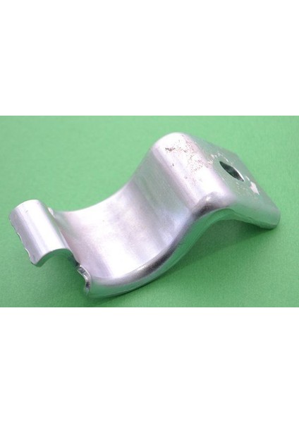 Renault Megane Viraj Demir Kelepçe (1999-2003) 1.6 CM00392