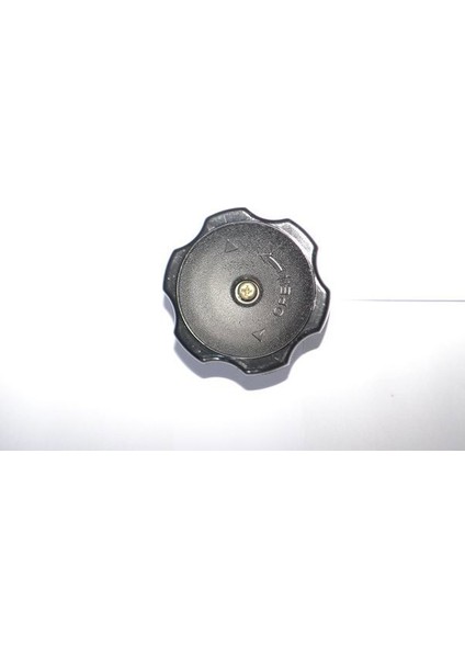 Mitsubishi L200 Yağ Kapaği (2003-2013) 2.5 CM00277