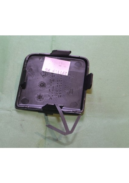 Renault Clio Symbol Ön Tampon Çeki Kapak (2013-2016) 0.9, 1.2, 1.5 Dcı CM00397 fiyatları