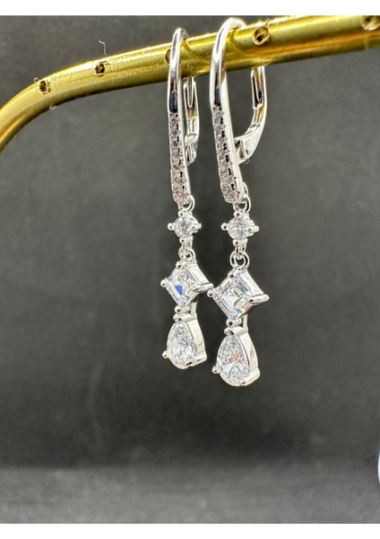 Sallantılı Damla Taşlı Ithal Gümüş Küpe modelleri