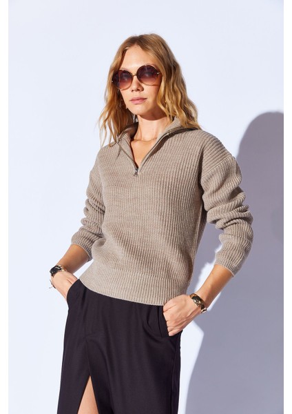 Vizon Pamuklu Soft Doku Fermuarlı Yarım Balıkcı Yaka Kadın Kazak | EK100539429