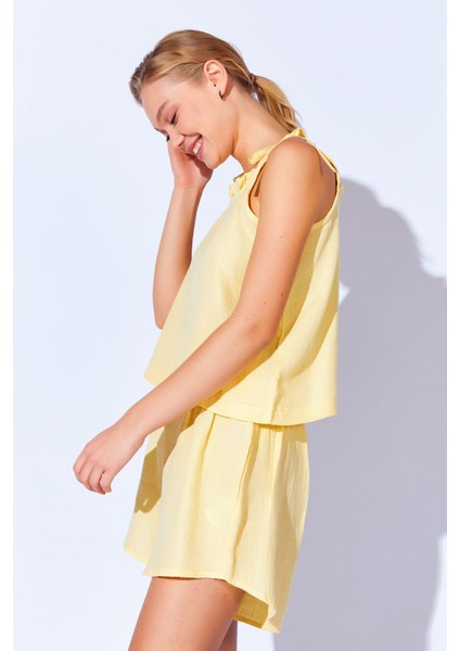 Sarı Pamuk Müslin Yıkamalı Şort Atlet Rahat Kesim Kadın Pijama Takımı | Mkw179977-01 modelleri