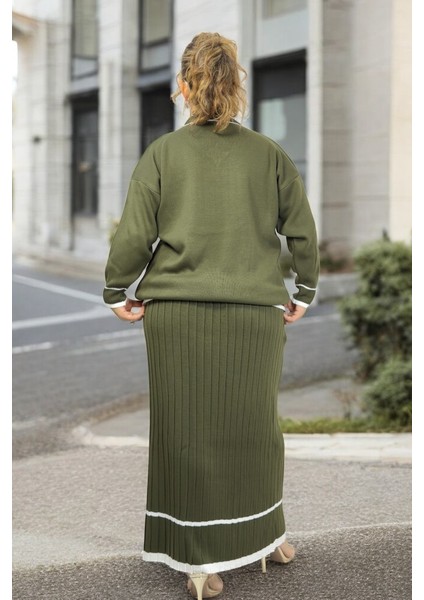 Şerit Detaylı V Yaka Uzun Kol Esnek Bluz Beli Lastikli Pileli Etek Büyük Beden Ikili Triko Takım modelleri