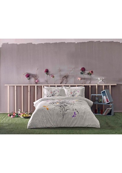Delux Saten Çift Kişilik Nevresim Takımı 200X220CM