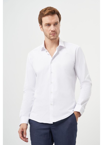 Erkek Beyaz Basic Slim Fit Italyan Yaka Gömlek