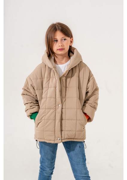 Kız Çocuk Kapşonlu Kare Kapitoneli Mont