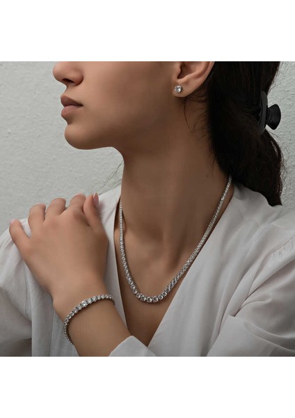 Gümüş Süzme Beyaz Taşlı Su Yolu Kadın Set