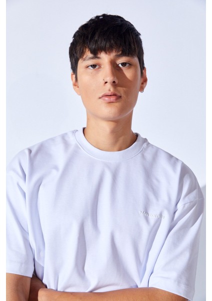 Kalın Gramajlı Soft Dokulu Fırçalı Yüksek Baskılı Oversize Erkek Tshirt | Beyaz MNN211049-01