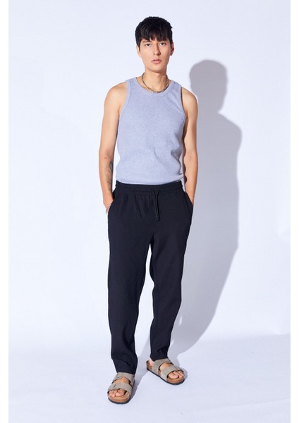 Siyah Beli Lastikli Baggy Kalıp Rahat Kesim Örme Dokulu Pantalon Jogger | EE1000619928