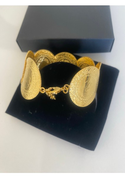 Altın Görünümlü Tüm Sıralı Bilezik modelleri