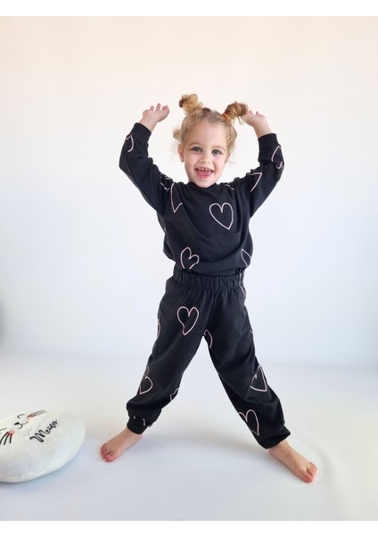 Çocuk Siyah Kalpli Pijama Takımı
