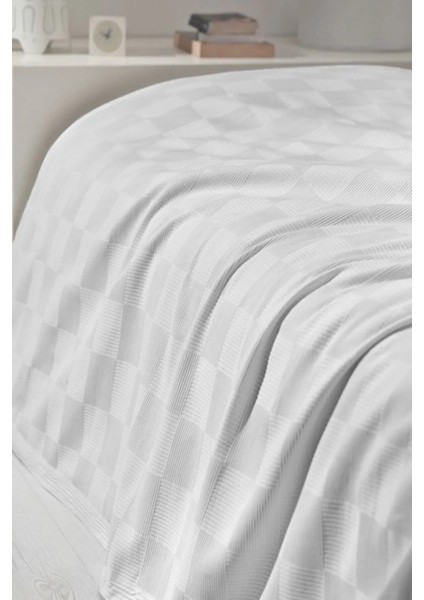 Çift Kişilik Dama Desenli Pike. Damalı Otel Pikesi 200 x 230
