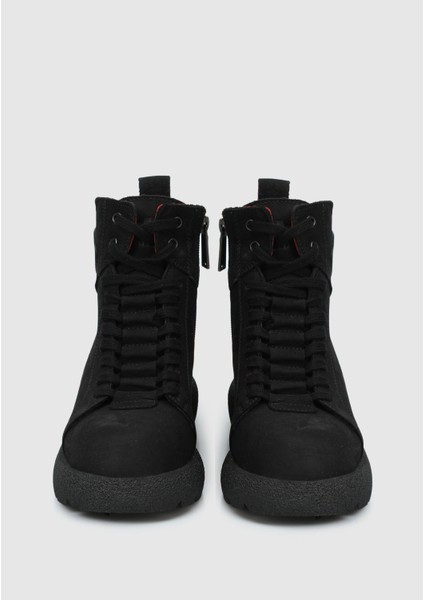 Siyah Deri Kadın Bot modelleri