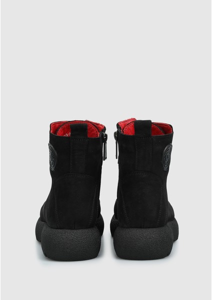 Siyah Deri Kadın Bot fırsatları