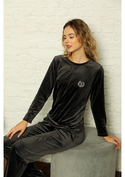 Kadın Bisiklet Yaka Ipeksi Kadife Kışlık Uzun Kol Cepli Pijama Takımı fırsatları