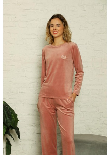 Kadın Bisiklet Yaka Ipeksi Kadife Kışlık Uzun Kol Cepli Pijama Takımı
