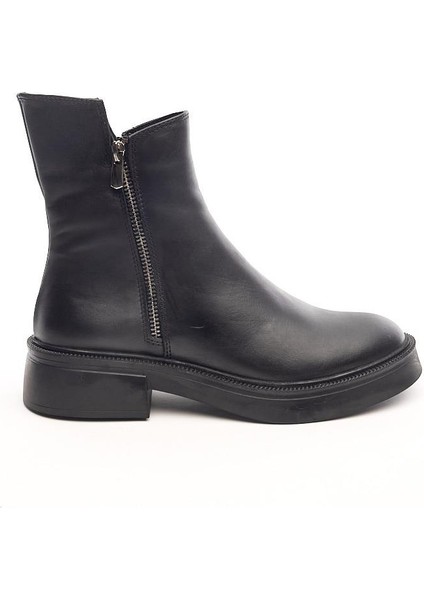 Deri Fermuarlı Kadın Bot