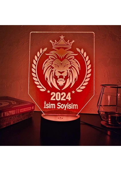 Aslan figürlü kişiye özel 3D gece lambası. 16 Renk+Dokunmatik Ve Uzaktan Kumandalı Işık. Hediye Olarak Mükemmeldir.