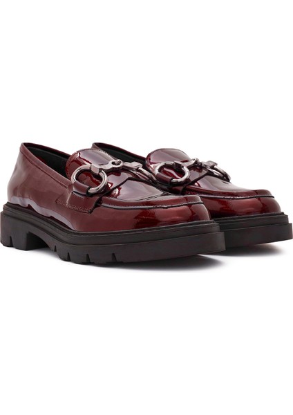 Kadın Bordo Toka Detaylı Rugan Deri Maskülen Loafer 24WFD161816