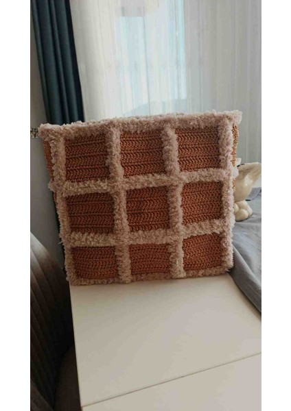 El Örgüsü Kece Tabanli Omuz Çantası Makrome ve Kürk Ip Kombinli