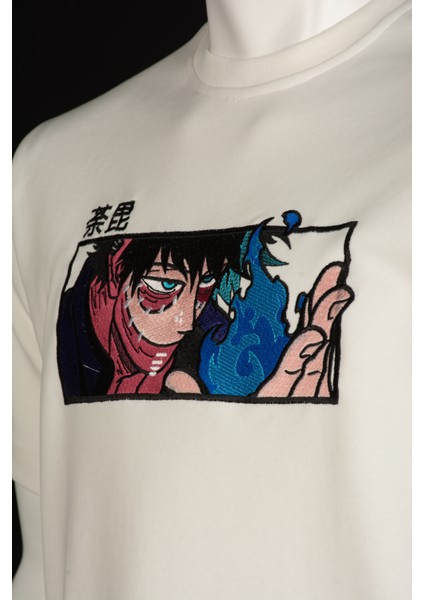 Relaxed Fit Basic Beyaz Nakışlı Tişört Dabi Anime Işlemeli Sıfır Yaka Tişört