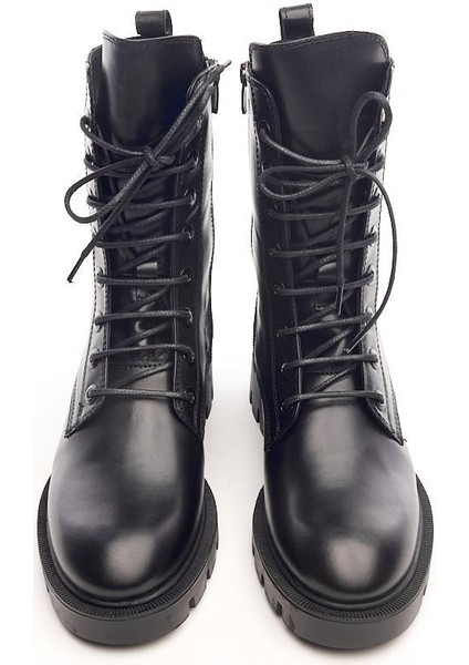 Deri Fermuarlı Kadın Bot modelleri