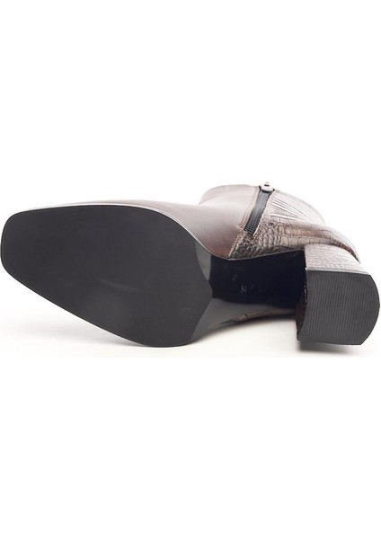 Klasik Deri Topuklu Kadın Bot indirimleri