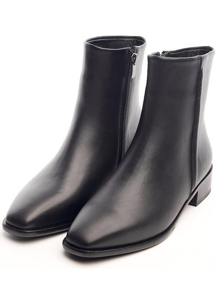 Klasik Deri Fermuarlı Kadın Bot fiyatları