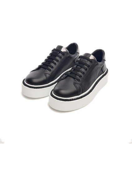 Bağcıklı Kadın Sneaker fiyatları
